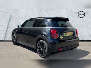 Used MINI Hatch 2023 for sale - 79033589: Photo