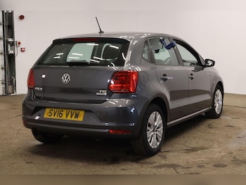 Used Volkswagen Polo 2016 for sale - 78947518: Photo