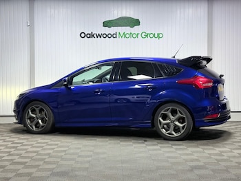 Used Ford Focus 2017 for sale - 78575410: Photo