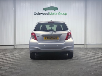 Used Toyota Yaris 2024 for sale - 78866467: Photo