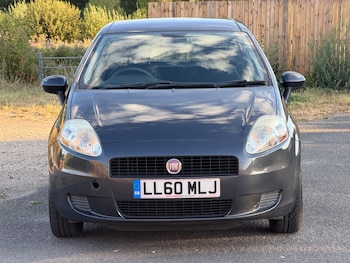 Used Fiat Grande Punto 2010 for sale - 79593275: Photo