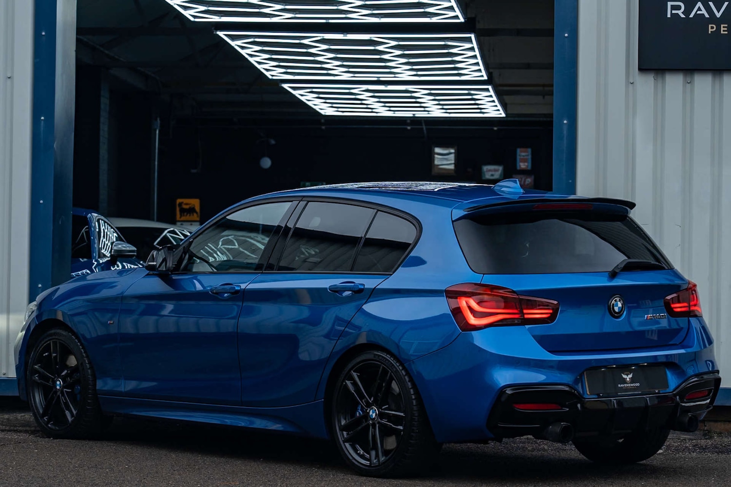 Used BMW 1 Series 2018 for sale - 76863440: Photo 2