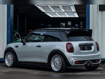 Used MINI Hatch 2018 for sale - 77201571: Photo