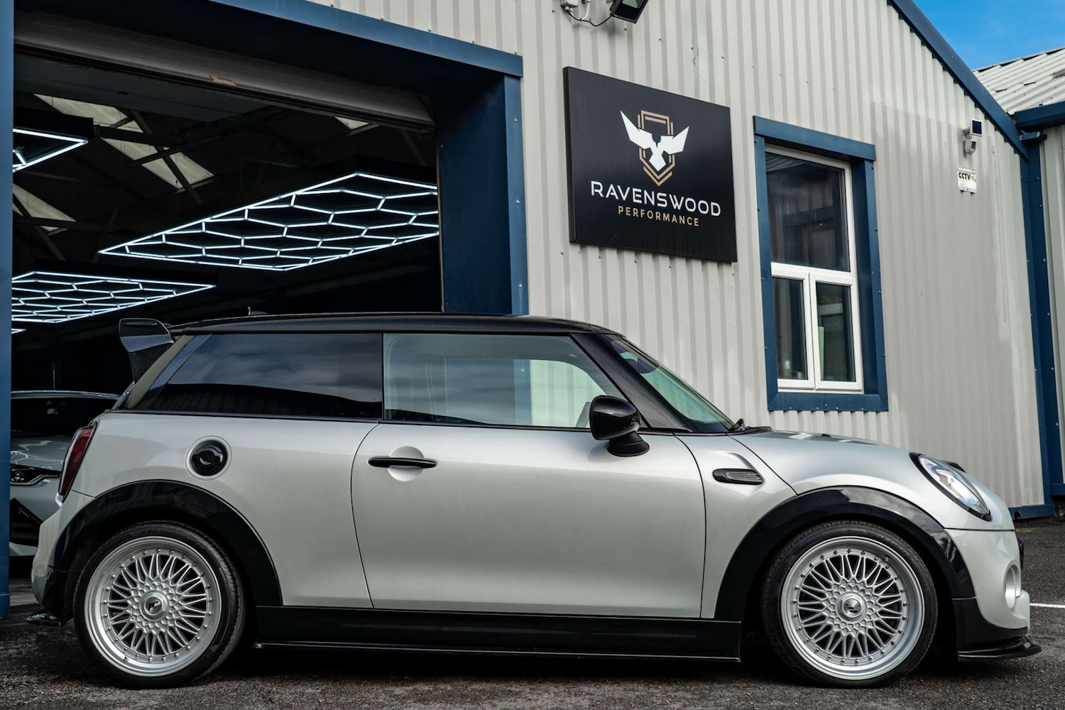 Used MINI Hatch 2018 for sale - 77201571: Photo 3