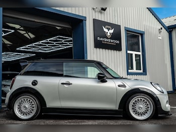 Used MINI Hatch 2018 for sale - 77201571: Photo