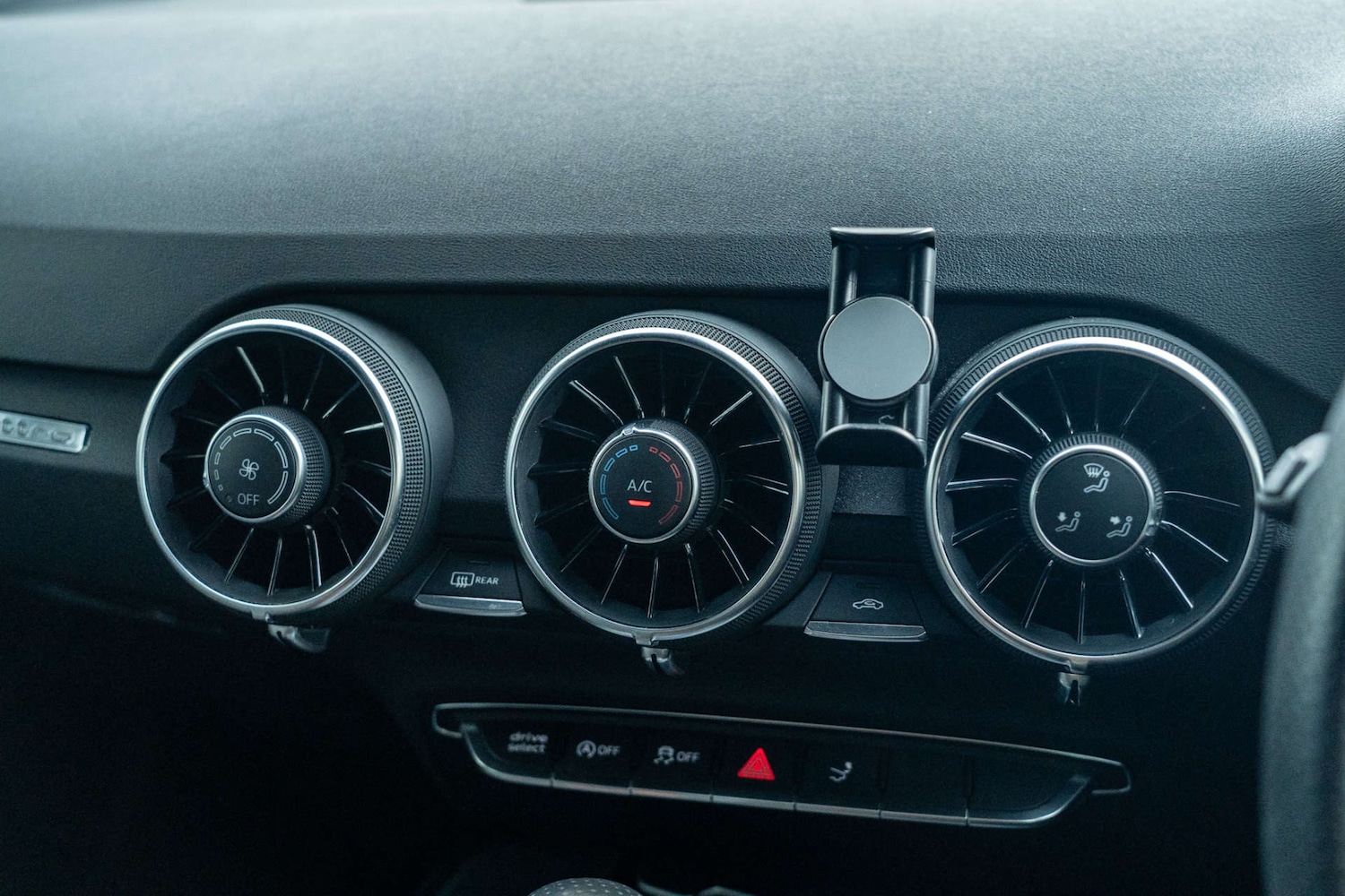 Used Audi TT 2017 for sale - 76471361: Photo 15