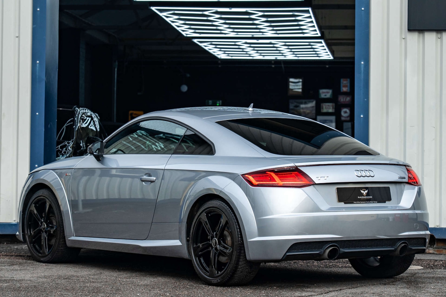 Used Audi TT 2017 for sale - 76471361: Photo 2