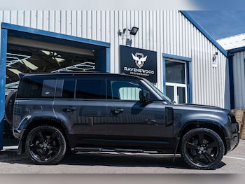 Used Land Rover Defender 2023 for sale - 78698812: Photo