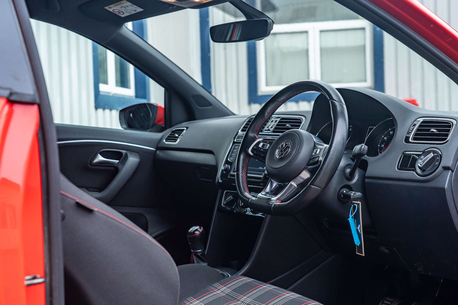 Used Volkswagen Polo 2016 for sale - 77750339: Photo 11