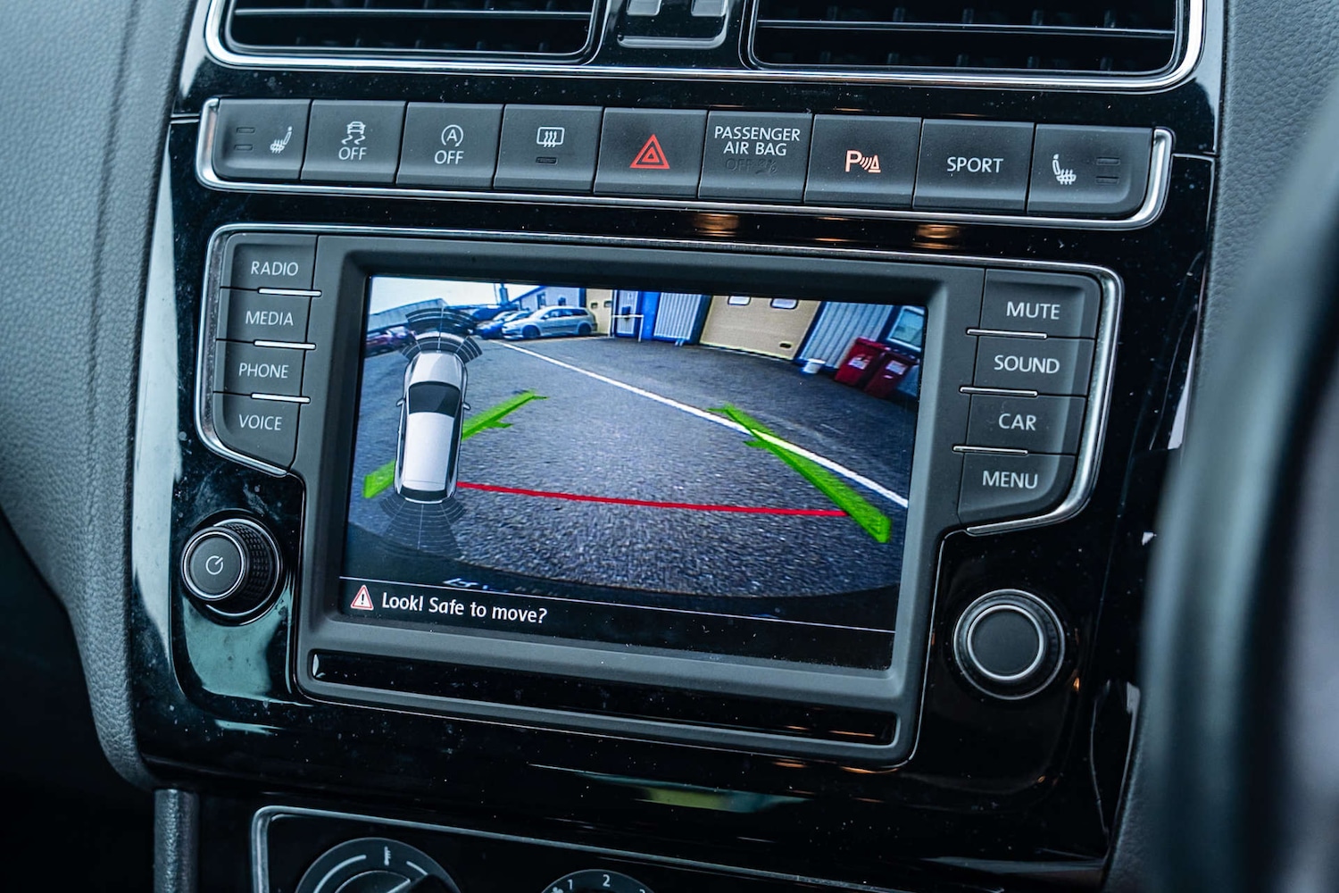 Used Volkswagen Polo 2016 for sale - 77750339: Photo 14