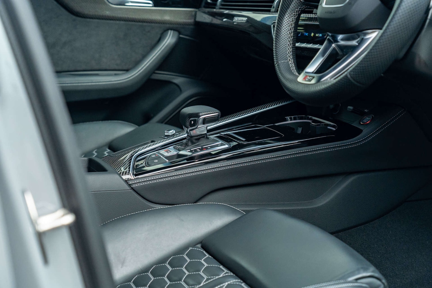 Used Audi RS4 2023 for sale - 76471355: Photo 17