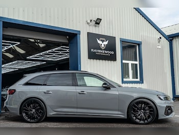 Used Audi RS4 2023 for sale - 76471355: Photo