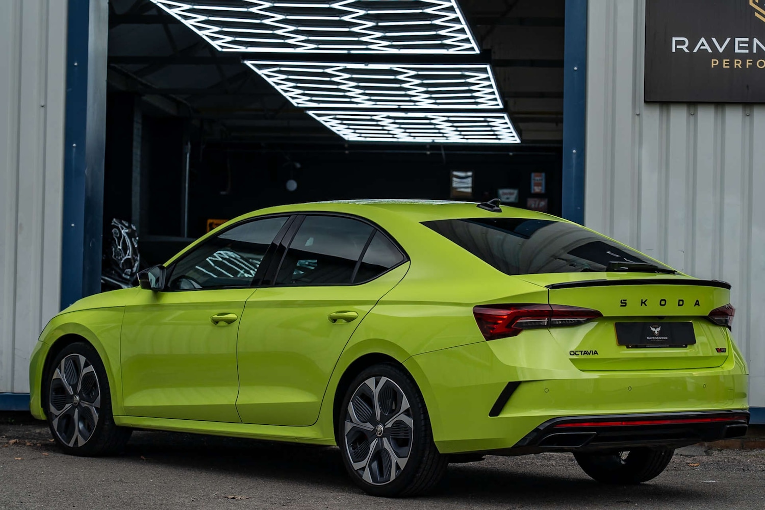 Used Skoda Octavia 2024 for sale - 76642984: Photo 2