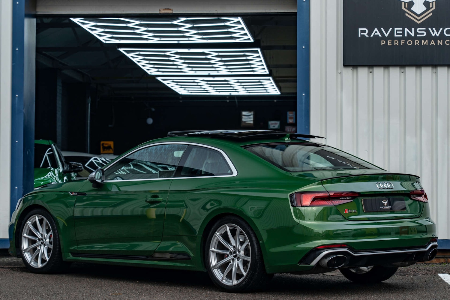 Used Audi RS5 2018 for sale - 76861629: Photo 2