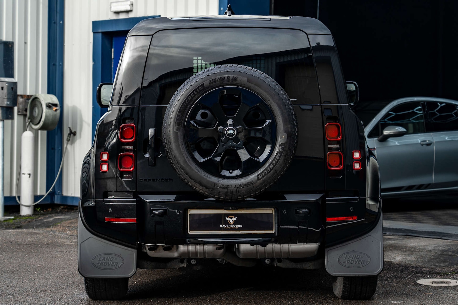 Used Land Rover Defender 2025 for sale - 76739830: Photo 29