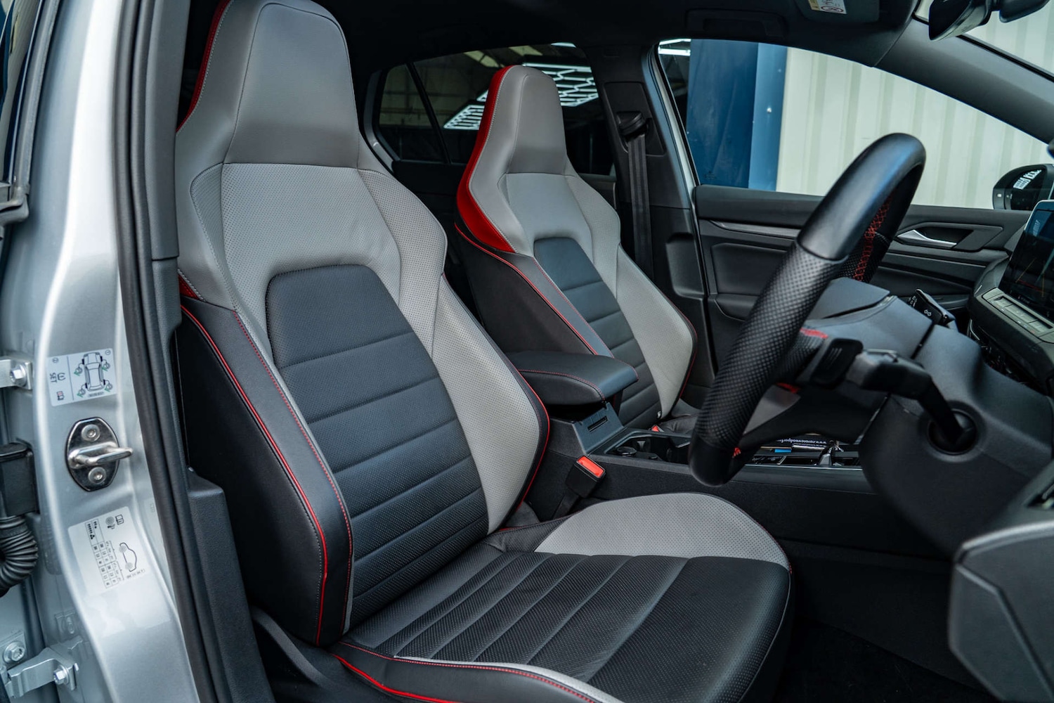 Used Volkswagen Golf 2021 for sale - 76663867: Photo 10