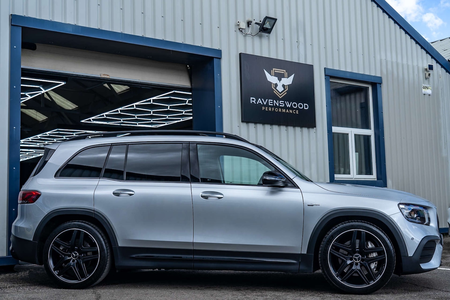 Used Mercedes-Benz GLB 2021 for sale - 78027789: Photo 3