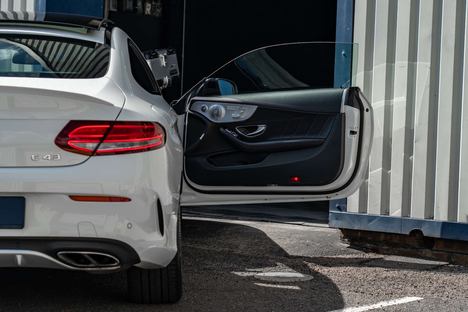 Used Mercedes-Benz C Class 2017 for sale - 76663855: Photo 8