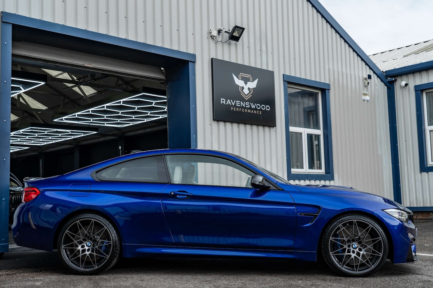 Used BMW M4 2019 for sale - 77249282: Photo 2