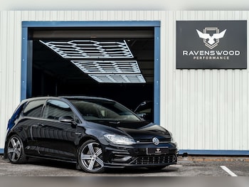 Used Volkswagen Golf 2017 for sale - 77353619: Photo