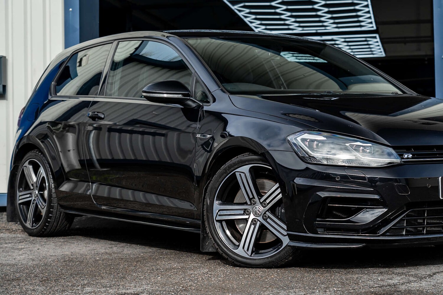 Used Volkswagen Golf 2017 for sale - 77353619: Photo 7