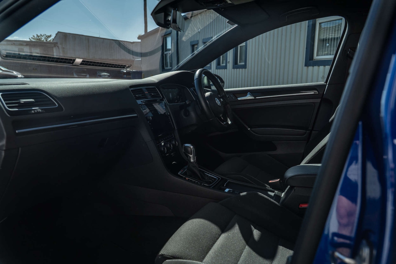 Used Volkswagen Golf 2017 for sale - 76278053: Photo 9