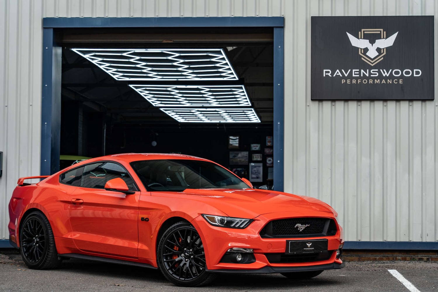 Used Ford Mustang 2015 for sale - 76642990: Photo 1