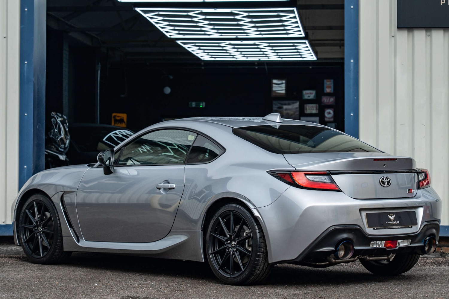 Used Toyota GR86 2023 for sale - 76255882: Photo 2