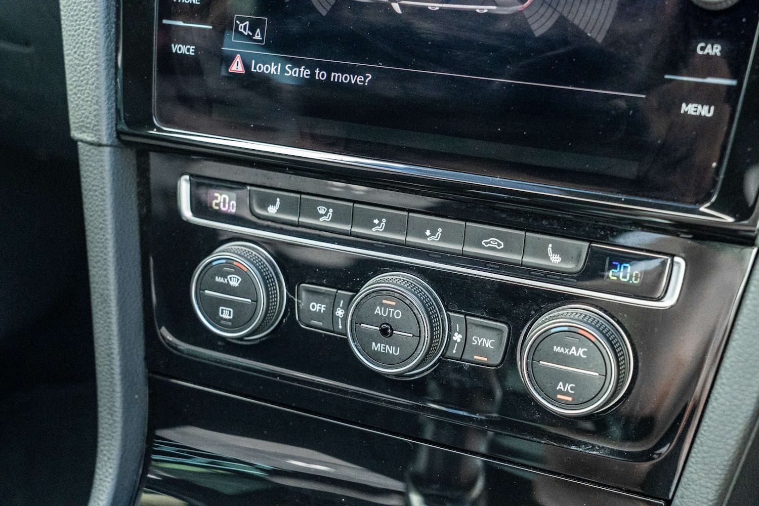 Used Volkswagen Golf 2017 for sale - 76601169: Photo 17