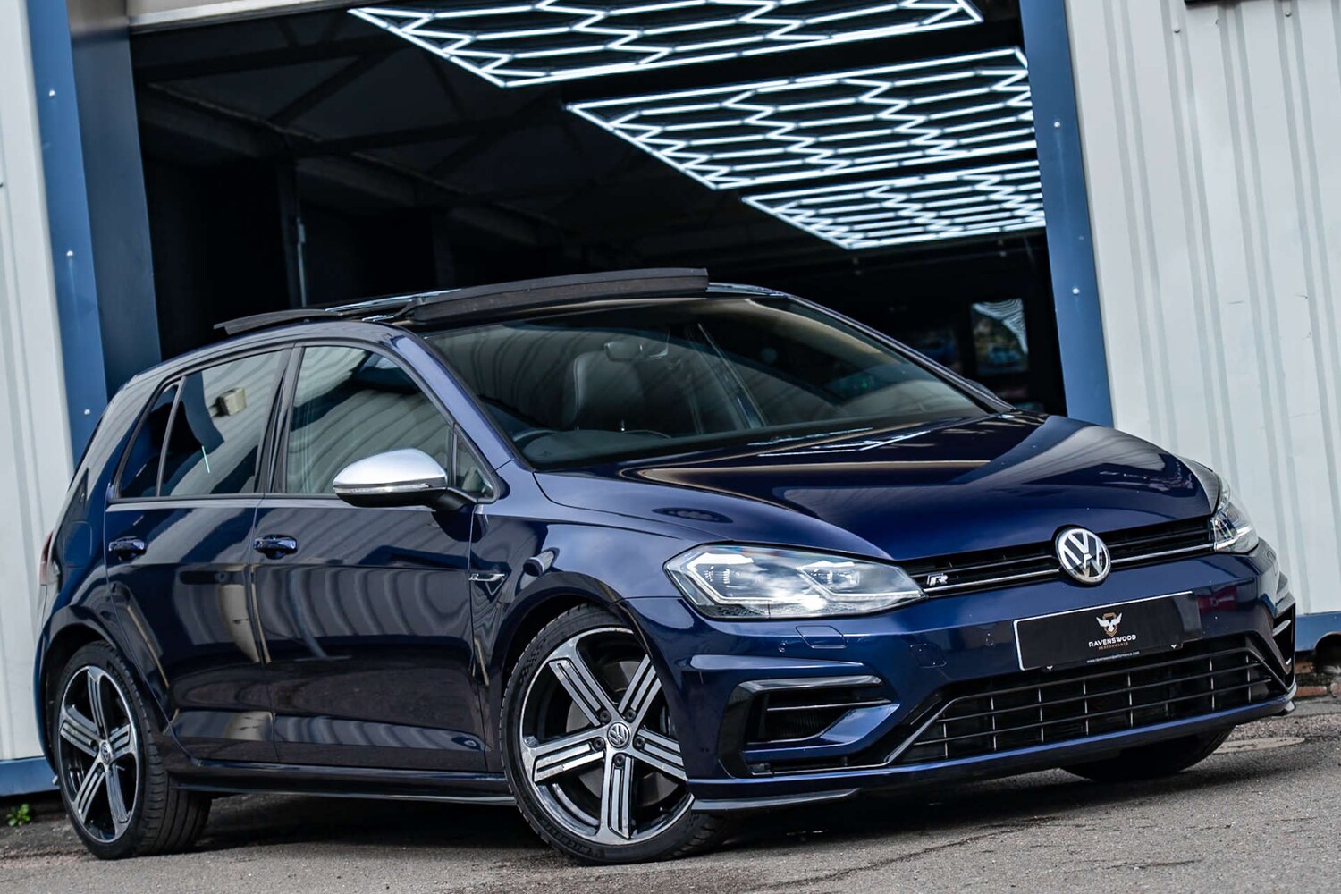 Used Volkswagen Golf 2017 for sale - 77370948: Photo 27