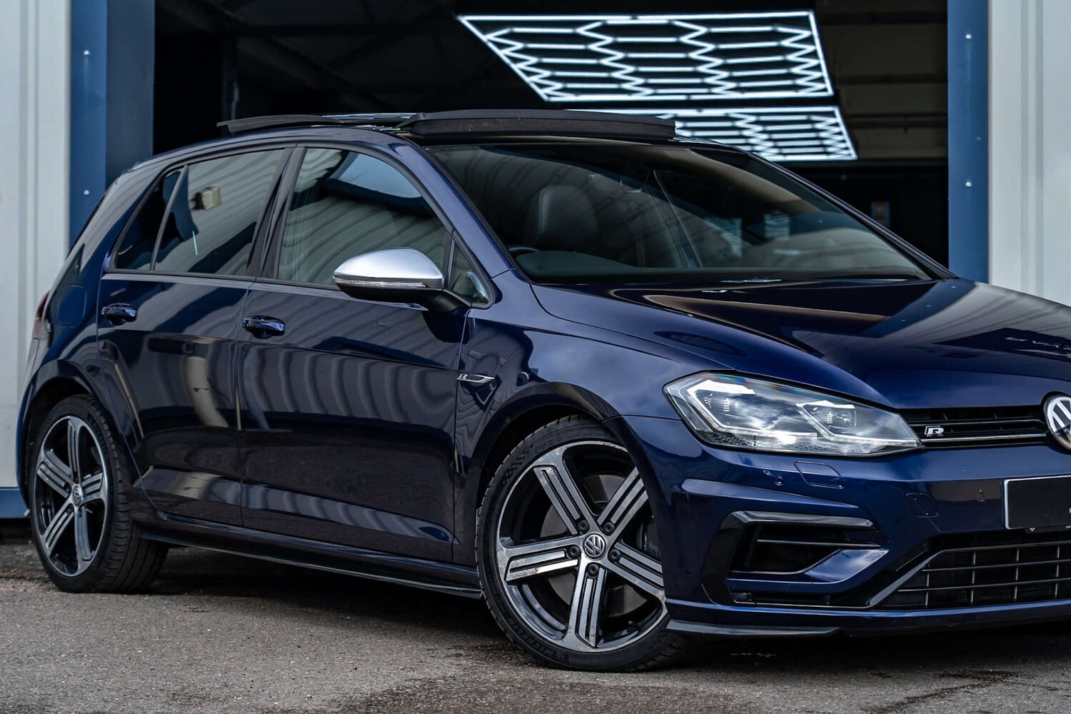 Used Volkswagen Golf 2017 for sale - 77370948: Photo 7