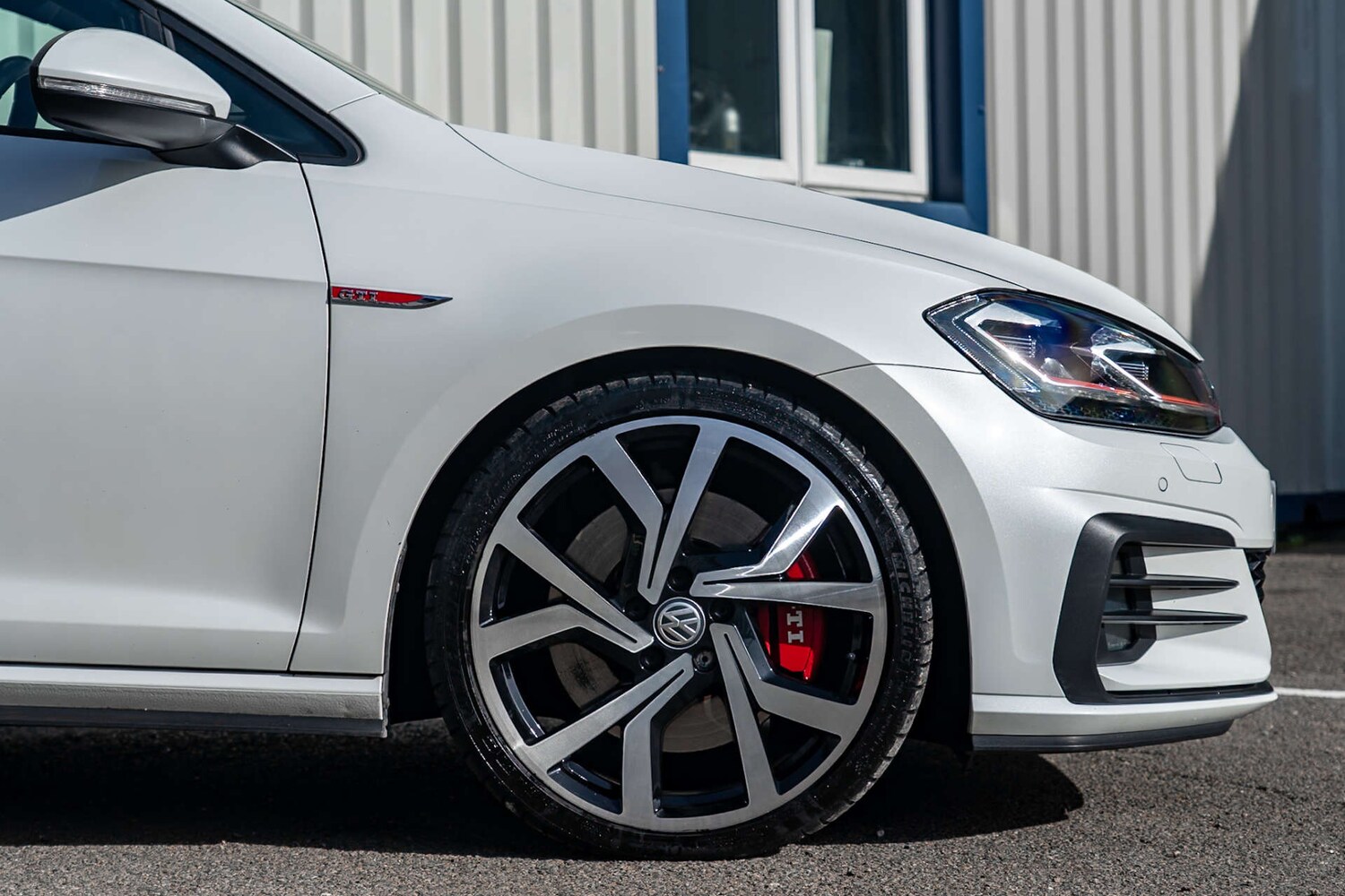 Used Volkswagen Golf 2019 for sale - 77667908: Photo 6