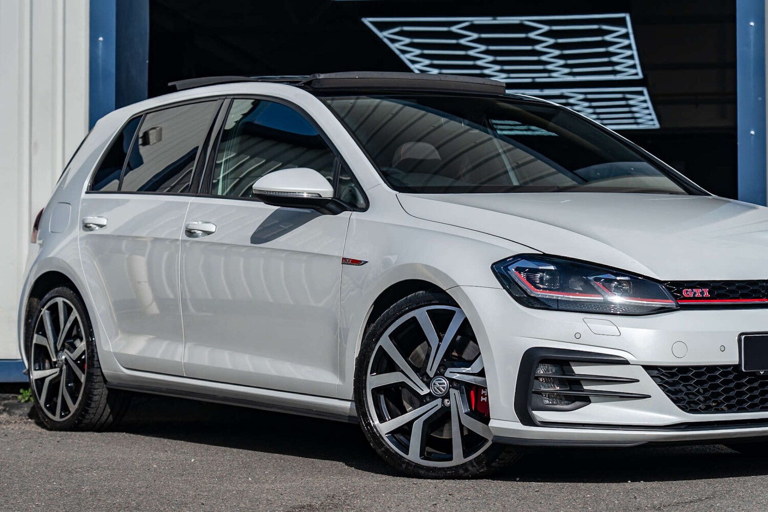 Used Volkswagen Golf 2019 for sale - 77667908: Photo 7