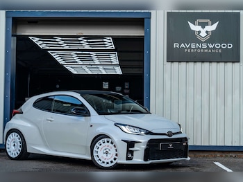 Used Toyota Yaris 2021 for sale - 76694800: Photo