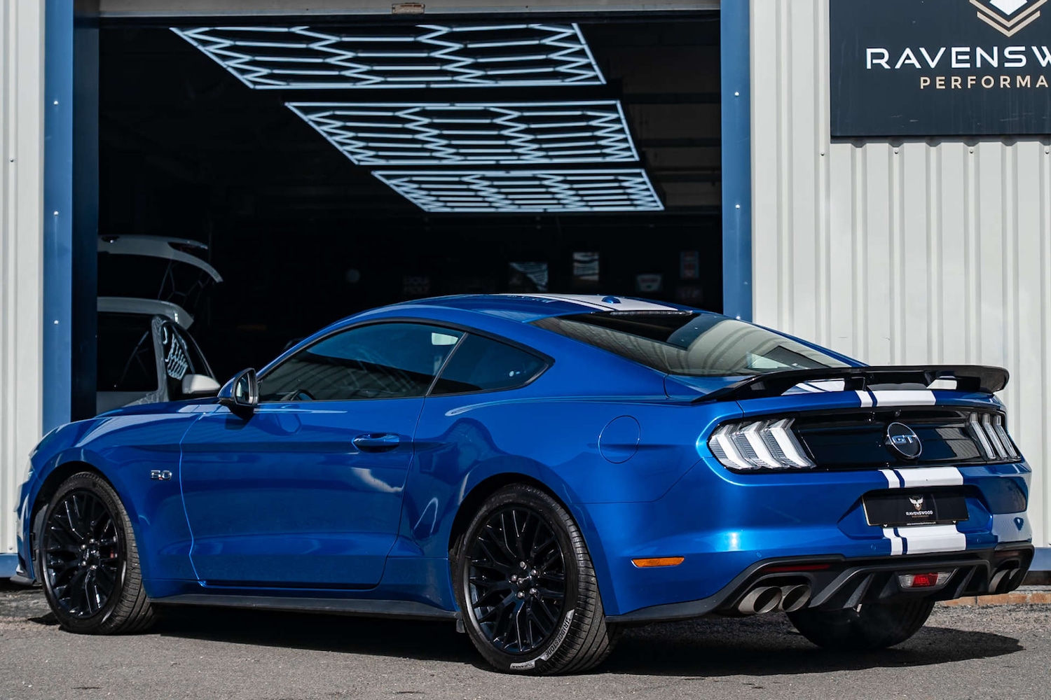 Used Ford Mustang 2019 for sale - 77667948: Photo 2