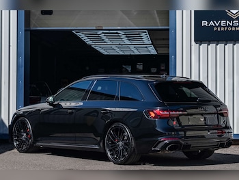 Used Audi RS4 2023 for sale - 78154385: Photo