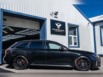 Used Audi RS4 2023 for sale - 78154385: Photo