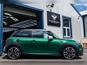 Used MINI Hatch 2024 for sale - 79245567: Photo