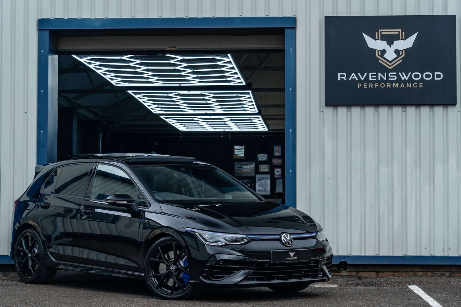 Used Volkswagen Golf 2024 for sale - 76830104: Photo 1