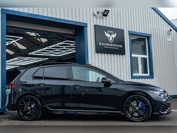 Used Volkswagen Golf 2024 for sale - 76830104: Photo