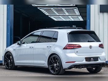 Used Volkswagen Golf 2018 for sale - 78533157: Photo