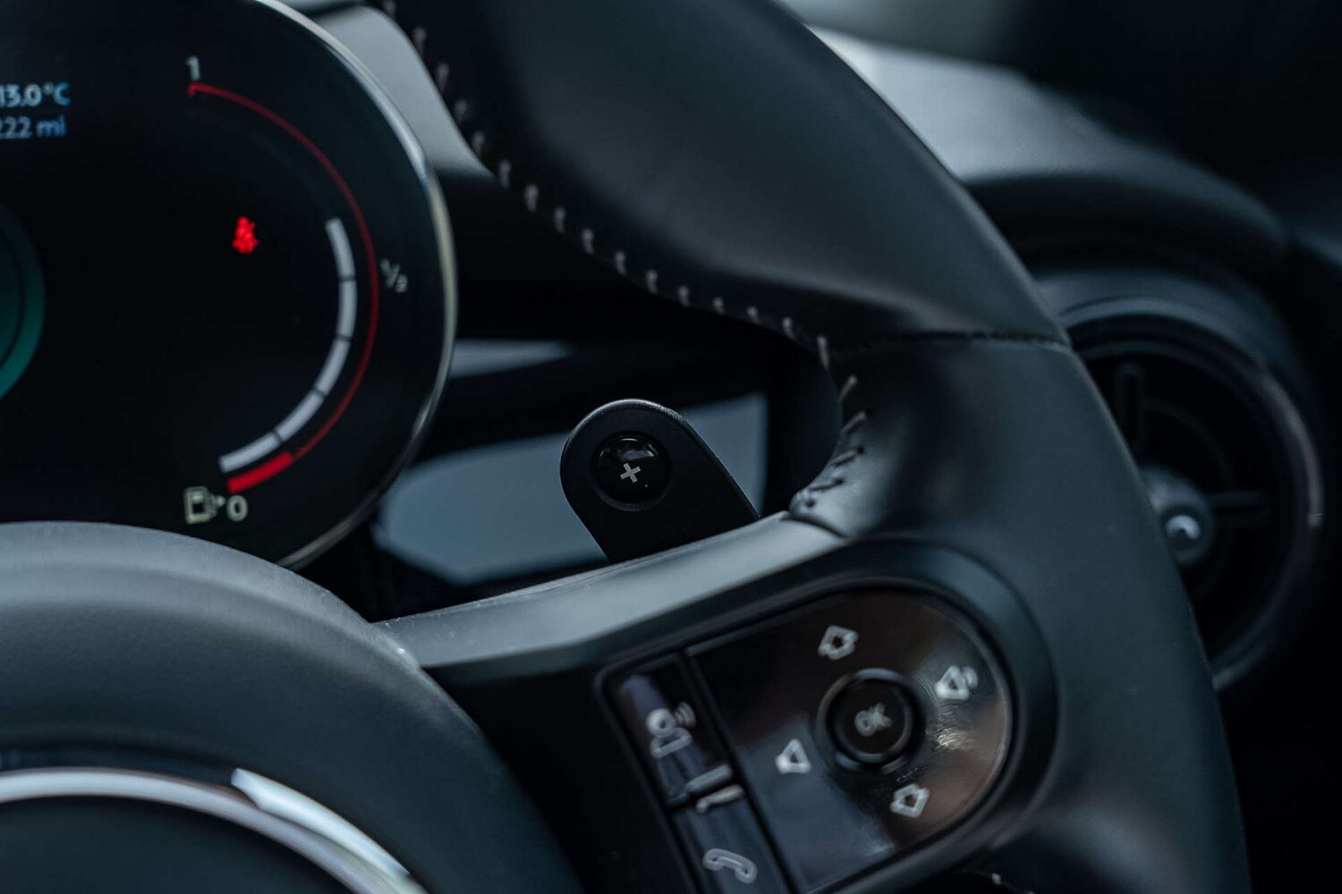 Used MINI Hatch 2021 for sale - 78201129: Photo 12