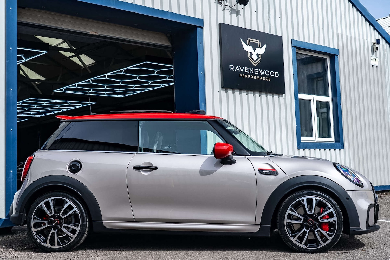 Used MINI Hatch 2021 for sale - 78201129: Photo 3