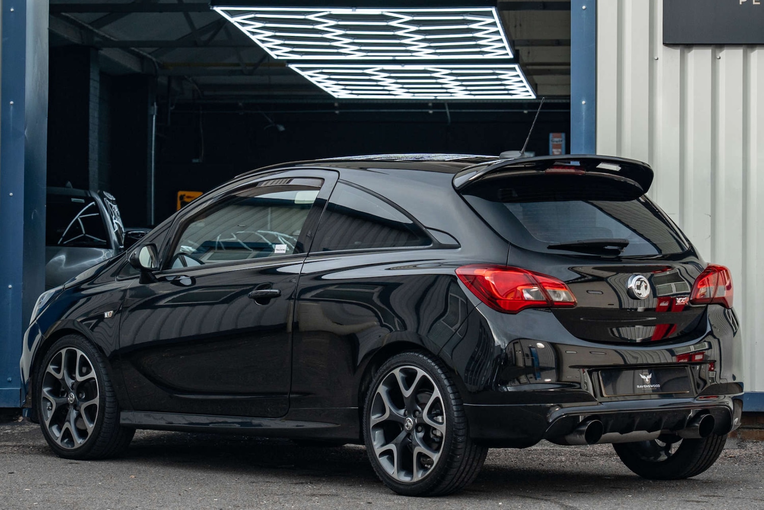 Used Vauxhall Corsa 2017 for sale - 76266377: Photo 2