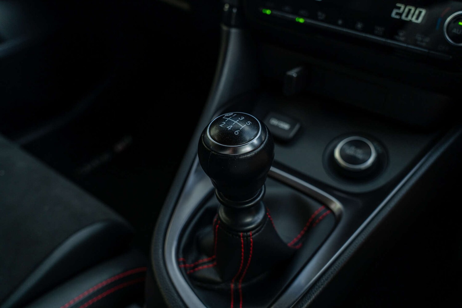 Used Toyota Yaris 2021 for sale - 77370944: Photo 17