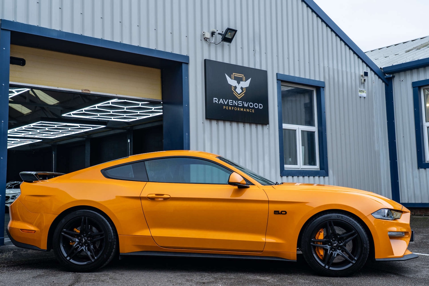 Used Ford Mustang 2018 for sale - 77594882: Photo 3