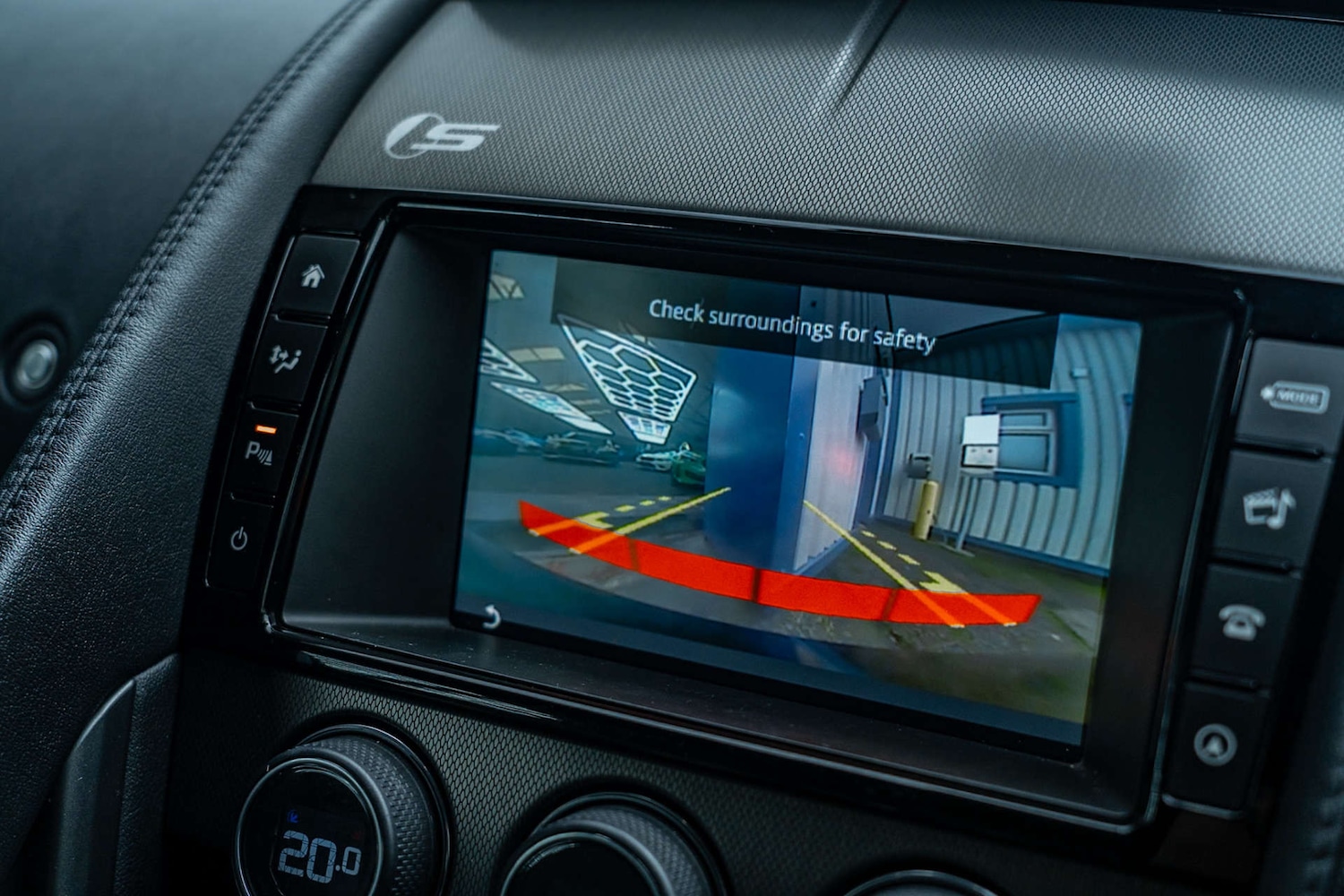 Used Jaguar F-Type 2015 for sale - 76861639: Photo 16