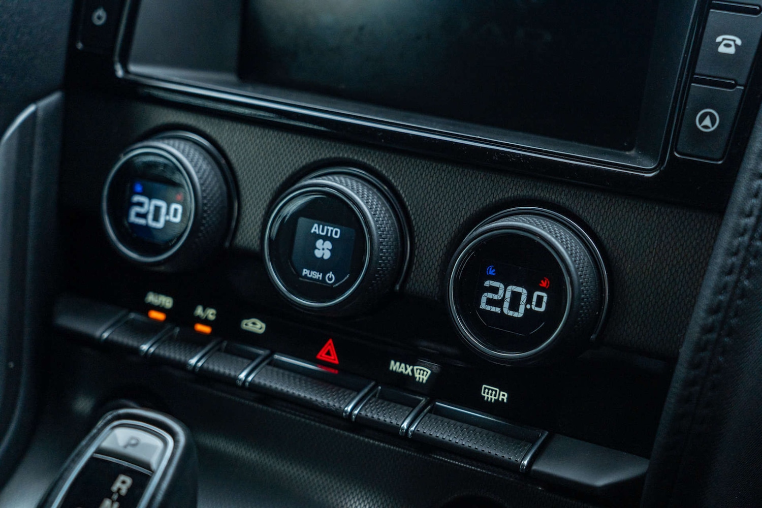 Used Jaguar F-Type 2015 for sale - 76861639: Photo 17