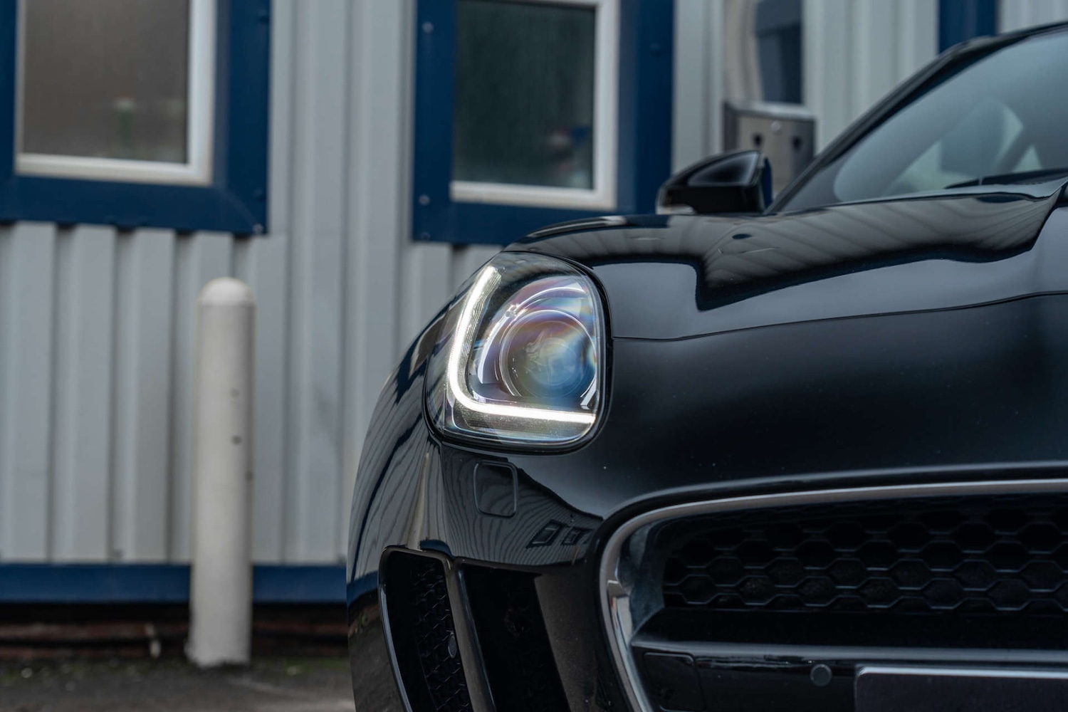 Used Jaguar F-Type 2015 for sale - 76861639: Photo 26