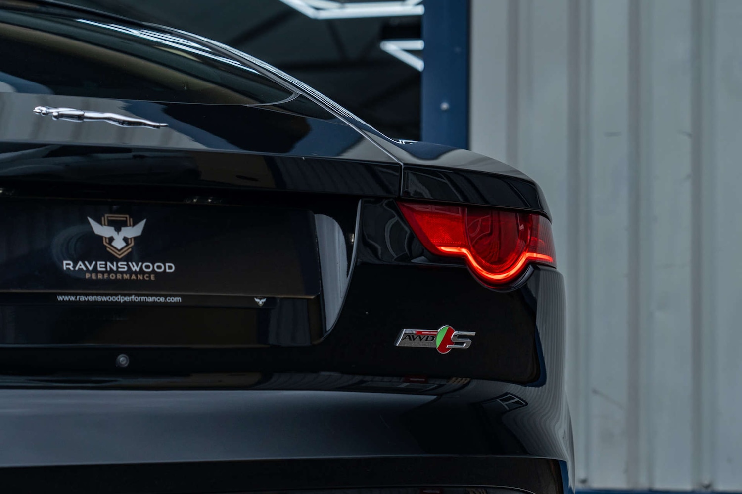 Used Jaguar F-Type 2015 for sale - 76861639: Photo 27